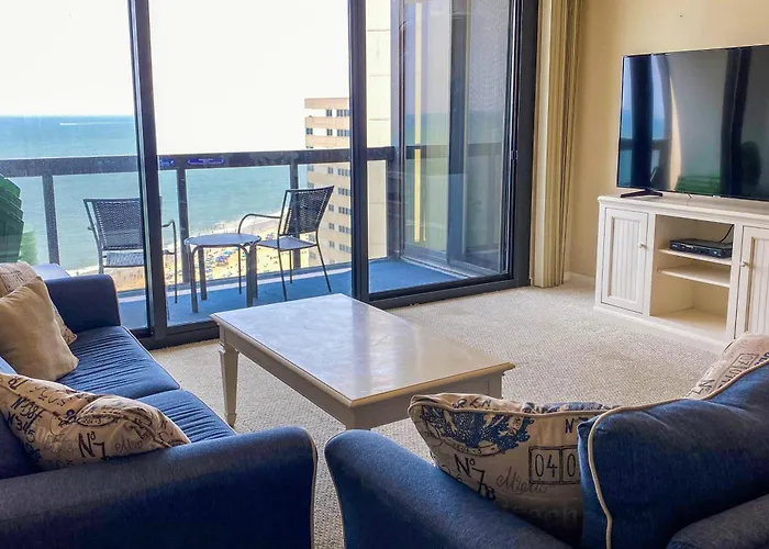 Golden Sands Apartment