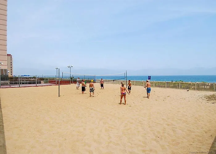 Golden Sands Apartment