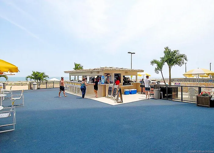 Golden Sands Apartment